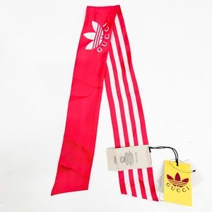 Gucci X Adidas Striped Silk Neck Bow 🔥🔥👀👀
